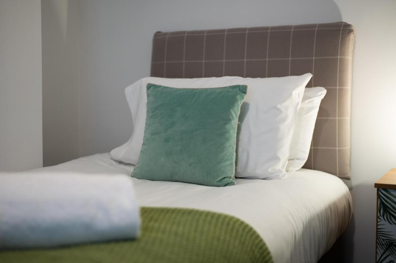 City Centre, Parking, Smart Tv'S In All Rooms Swansea Eksteriør billede